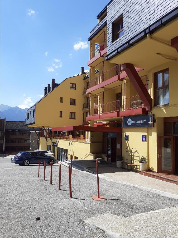Apartamentos Snoe Edelweiss Cerler Eksteriør bilde